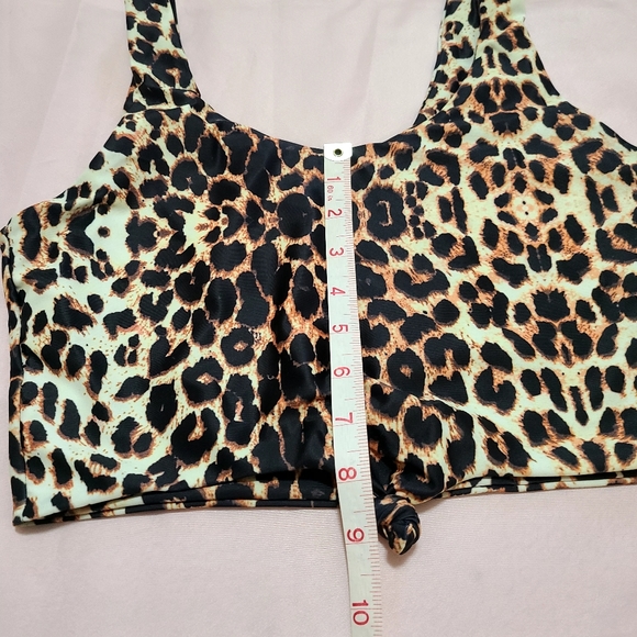 Women's Crop Tops - Picture 9 of 9